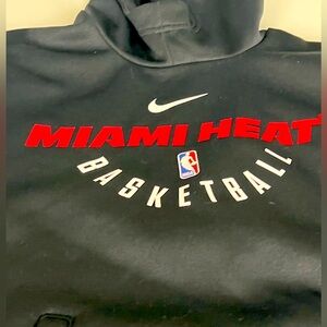 NBA Nike dri fit hoodie Miami Heat . Like new